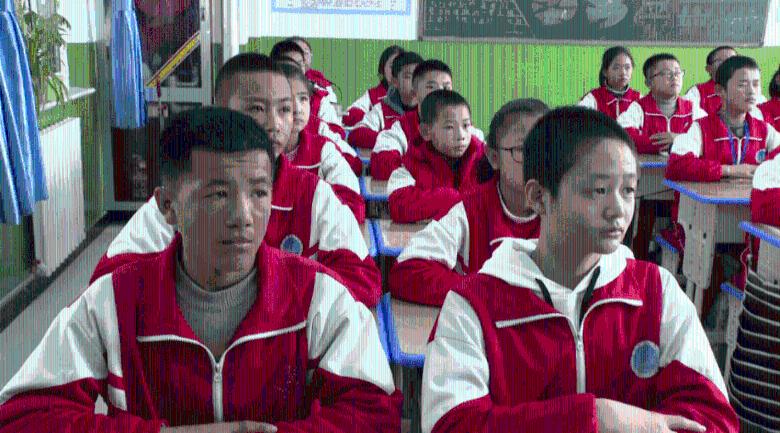 微信朋友圈怎样发17秒的视频
